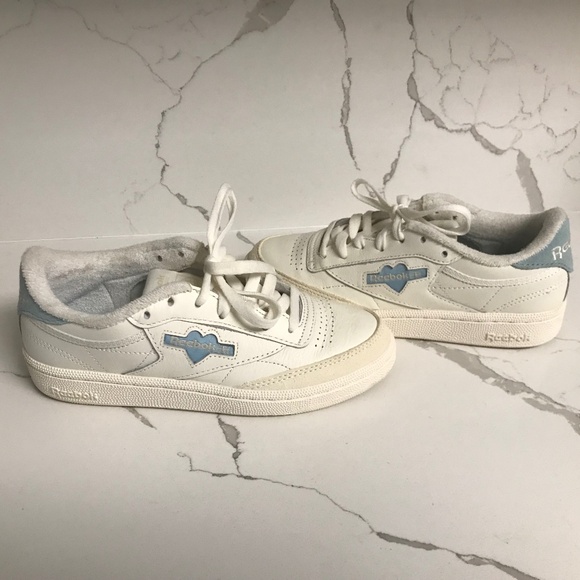 Women’s Reebok Classic Leather Sneakers US 5 White - Picture 5 of 11